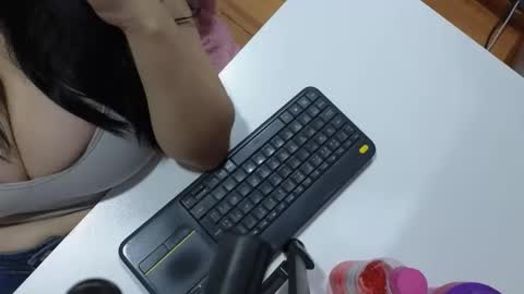 valery cute 18 online show from December 4, 2025, 10:51 pm