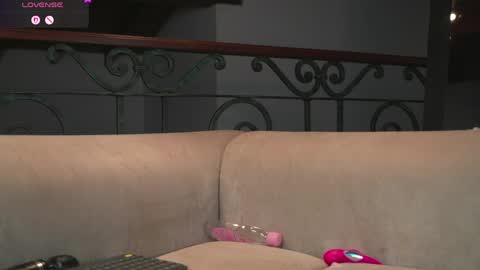 Valeria online show from June 5, 2026, 6:52 am