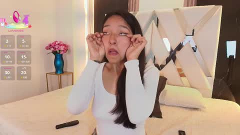 Snapshot of valery_wang chatting on March 4, 2025, 11:51 am Val online show from March 4, 2025, 11:51 am