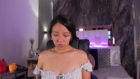 Snapshot of valery_wang chatting on September 13, 2025, 12:27 pm Val online show from September 13, 2025, 12:27 pm