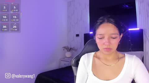 Snapshot of valery_wang chatting on September 17, 2025, 11:56 am Val online show from September 17, 2025, 11:56 am