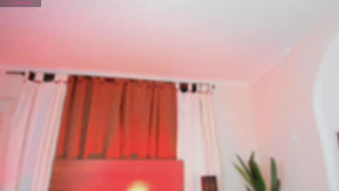 Snapshot of valery_yepes_ chatting on April 22, 2026, 12:07 pm Valery online show from April 22, 2026, 12:07 pm