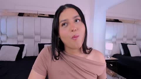 Snapshot of valerycooper23 chatting on December 19, 2025, 7:54 pm valerycooper23 online show from December 19, 2025, 7:54 pm