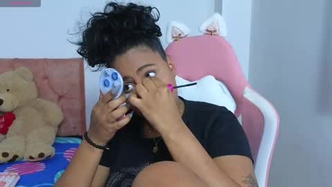 Snapshot of valerylovexxx chatting on October 28, 2025, 9:39 pm valerylovexxx online show from October 28, 2025, 9:39 pm