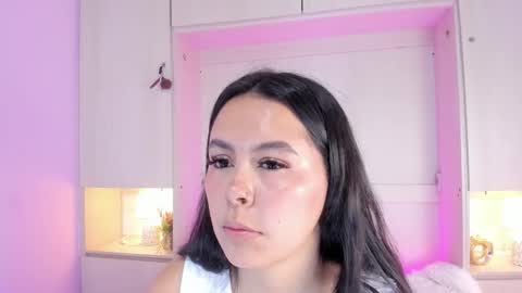 valerymeyerr online show from November 11, 2025, 4:12 am