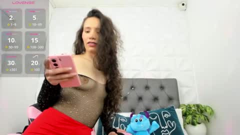 Snapshot of valeryn_rosse chatting on April 30, 2026, 2:29 am valeryn rosse online show from April 30, 2026, 2:29 am
