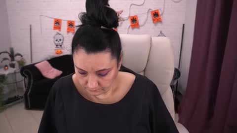 Valery online show from November 2, 2025, 7:44 am