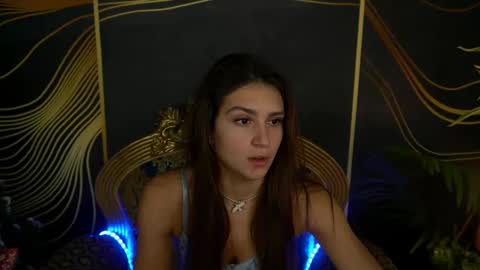 Snapshot of valeryroyale chatting on January 7, 2025, 8:24 am Valery online show from January 7, 2025, 8:24 am