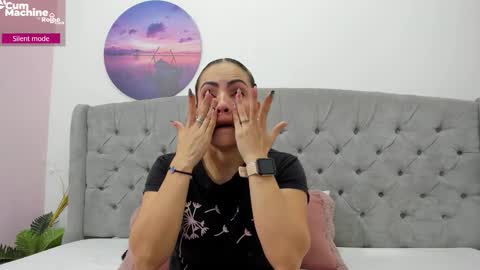 Valesskahall online show from November 10, 2025, 12:15 pm