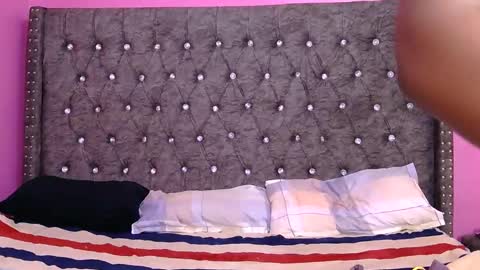 Snapshot of valestra_seraphyne chatting on September 24, 2025, 8:45 pm valestra online show from September 24, 2025, 8:45 pm