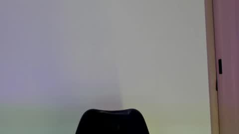 Valezny V online show from May 15, 2026, 4:25 pm