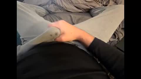 Snapshot of valhal2020 chatting on October 13, 2025, 4:18 pm Valhal online show from October 13, 2025, 4:18 pm