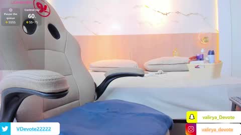  VALIRYA  online show from October 8, 2025, 3:37 am