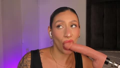 valka_doll online show from June 11, 2026, 8:29 pm