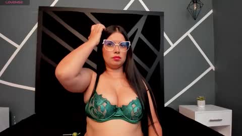 VALKA ROSS online show from October 23, 2025, 10:19 pm