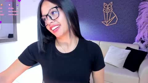 Snapshot of valka_wolfe chatting on February 19, 2025, 4:55 pm Valka online show from February 19, 2025, 4:55 pm