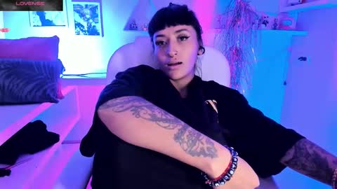 Snapshot of valkiria_ponce chatting on October 11, 2025, 5:28 am Valkiria online show from October 11, 2025, 5:28 am