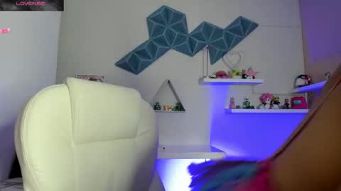 Snapshot of valkiria_ponce chatting on October 27, 2025, 5:44 am Valkiria online show from October 27, 2025, 5:44 am