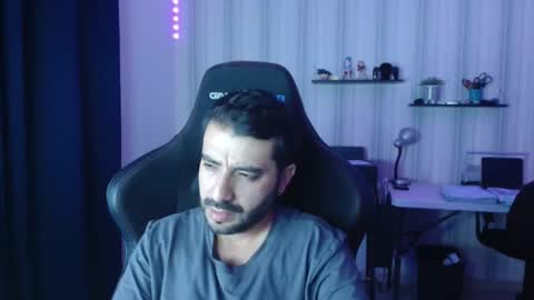 Snapshot of vallartamexi chatting on October 14, 2025, 12:00 am Roberto Carlos online show from October 14, 2025, 12:00 am