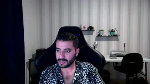 Snapshot of vallartamexi chatting on October 17, 2025, 2:48 am Roberto Carlos online show from October 17, 2025, 2:48 am