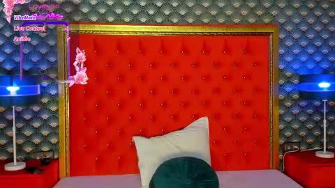 Snapshot of valleriejonnes chatting on March 2, 2025, 9:10 am Valerie Val V online show from March 2, 2025, 9:10 am