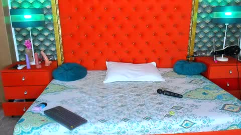 Snapshot of valleriejonnes chatting on April 28, 2026, 3:11 am Valerie Val V online show from April 28, 2026, 3:11 am