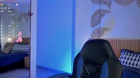 valleriie_ online show from September 9, 2025, 3:22 pm