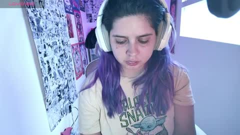 Im Violet online show from April 12, 2026, 10:48 pm