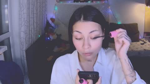 Snapshot of valorant_girl chatting on January 9, 2025, 4:17 pm Little Devil online show from January 9, 2025, 4:17 pm