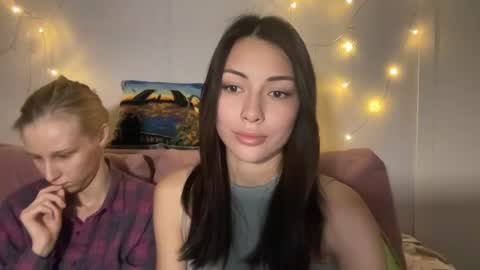 Snapshot of valorant_girl chatting on September 30, 2025, 1:49 pm Little Devil online show from September 30, 2025, 1:49 pm