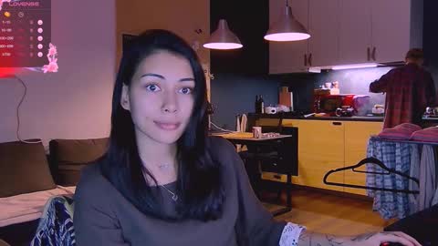 Snapshot of valorant_girl chatting on October 7, 2025, 6:27 pm Little Devil online show from October 7, 2025, 6:27 pm