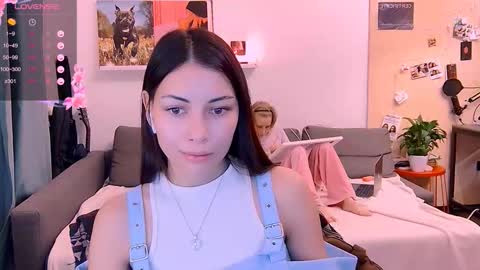 Snapshot of valorant_girl chatting on November 8, 2025, 3:34 pm Little Devil online show from November 8, 2025, 3:34 pm