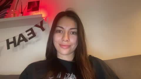 Snapshot of valorant_girl chatting on November 10, 2025, 5:45 pm Little Devil online show from November 10, 2025, 5:45 pm