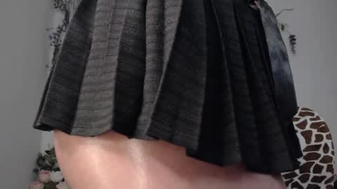 Snapshot of valquiria_sirgun chatting on February 23, 2025, 4:46 pm valquiria_sirgun online show from February 23, 2025, 4:46 pm