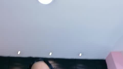 Snapshot of valrery_roussex chatting on October 3, 2025, 5:32 pm Valery online show from October 3, 2025, 5:32 pm