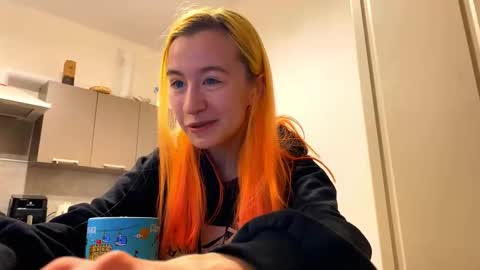 Snapshot of valtopi chatting on February 27, 2026, 6:19 pm Emily online show from February 27, 2026, 6:19 pm