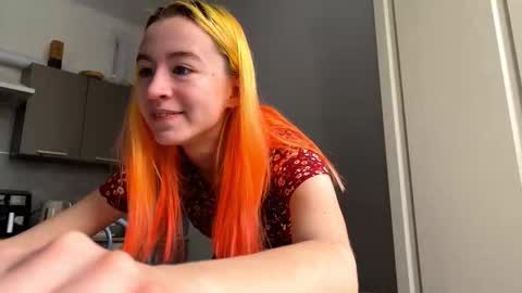 Snapshot of valtopi chatting on February 28, 2026, 6:25 am Emily online show from February 28, 2026, 6:25 am