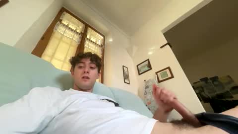 valuxo009 online show from June 5, 2026, 4:56 pm