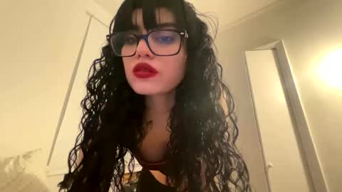 vampgatita online show from December 15, 2025, 2:38 am