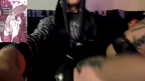 david guzman i model independenthelp me with a thumbs up online show from March 20, 2026, 3:55 am