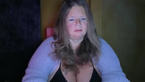 vampwoman online show from January 9, 2026, 8:50 am