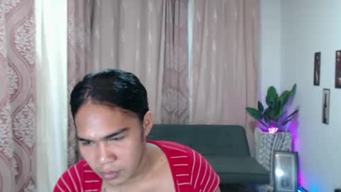 vampy_ebony_laxine online show from October 5, 2025, 2:10 am