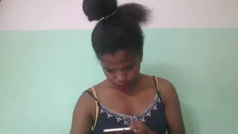 vanafiry online show from February 21, 2025, 3:56 am