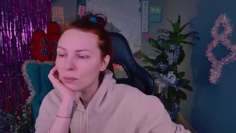 Vanda online show from December 14, 2025, 9:36 am