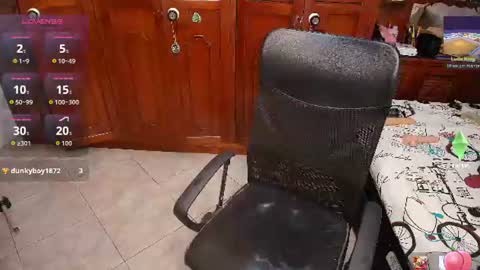 vane_latin18 online show from June 24, 2026, 8:19 pm