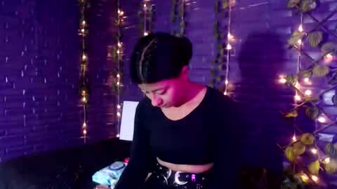 Vane online show from April 21, 2026, 3:39 pm