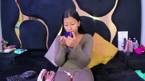 Vane online show from July 15, 2026, 2:44 pm