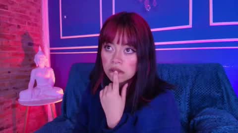 Snapshot of vanelope11 chatting on January 17, 2026, 1:43 am Vanelope online show from January 17, 2026, 1:43 am