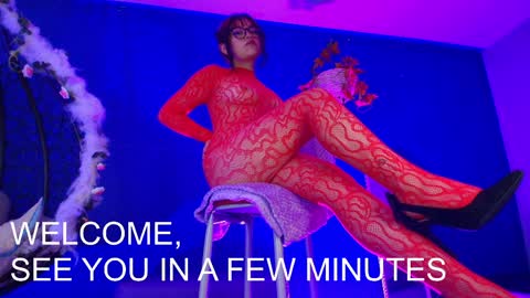 Snapshot of vanelope11 chatting on April 8, 2026, 2:11 am Vanelope online show from April 8, 2026, 2:11 am