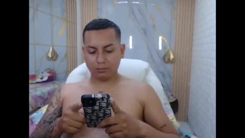 vanessa online show from June 1, 2026, 7:26 pm